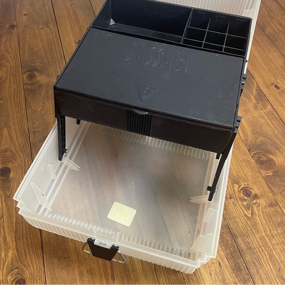 Vintage Sassaby makeup case frost white and black - Picture 4 of 8